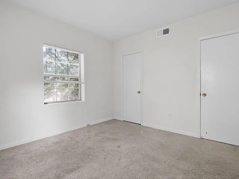 1719 N Troy St #8399 — Photo 8