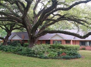 5826 Cherokee Ln, Alexandria, LA 71301
