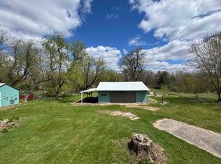 N6596 E Long Lake Rd, Wild Rose, WI 54984