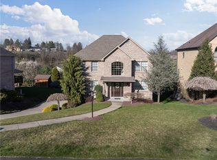 4027 Rustic Woods Dr, Clairton, PA 15025