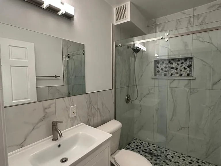 2022 Fairmount Ave #1F — Photo 9