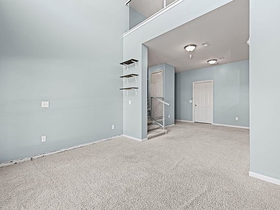 2nd image of 3326 Hilton Rd