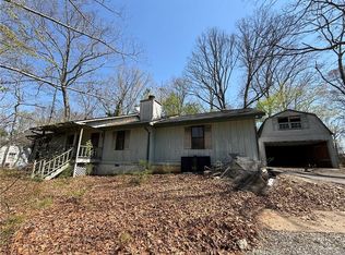 375 Strickland Rd, Alpharetta, GA 30004