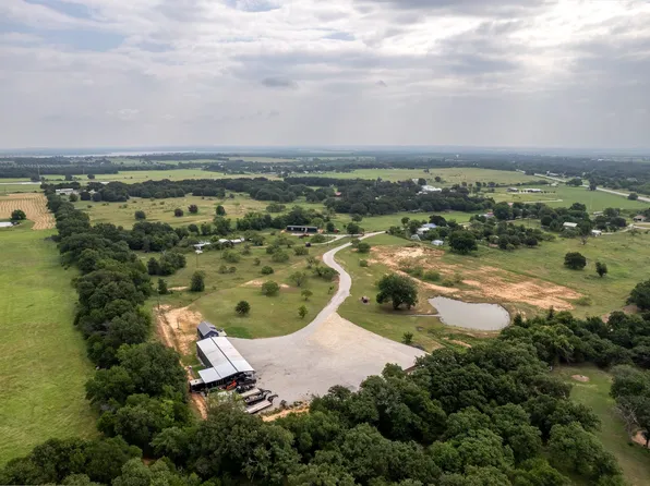 3105 Highway 2861, Comanche, TX 76442
