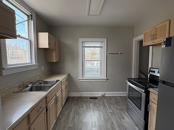 5th image of 1262 20th Ave