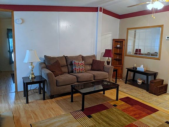 5th image of 31 Lake Pointe Dr
