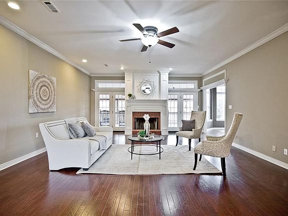 3rd image of 2334 E Meandering Way