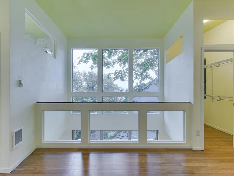 2822 NW Ariel Ter #B — Photo 11