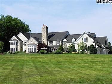 2nd image of 3125 Crabtree Ln