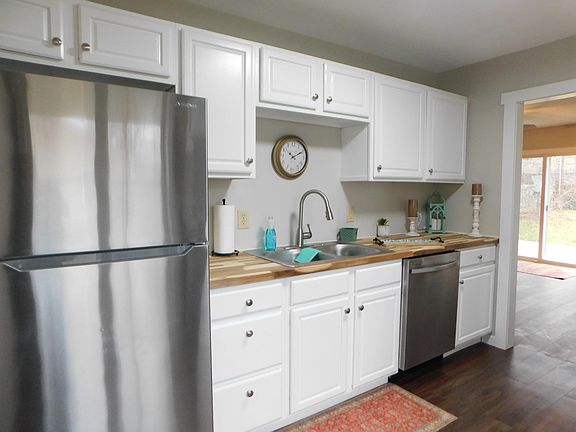 2nd image of 2110 Miller Dr
