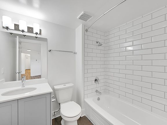 5th image of 855 Ellery St #107