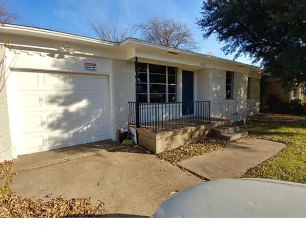 2523 Gross Rd, Dallas, TX 75228