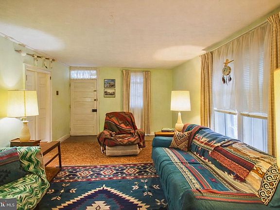 3rd image of 4330 Main St