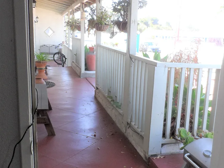 115 Corte Maria Ave — Photo 2