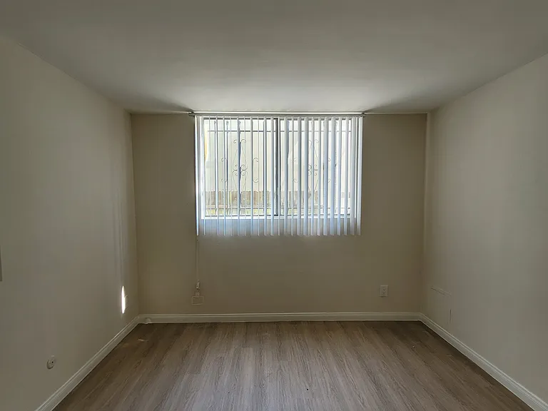 The Alexa Apartments — Photo 16