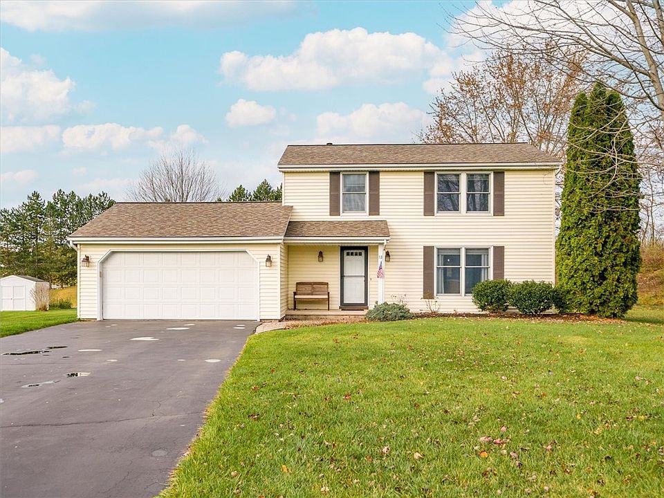 1st image of 18 Haverhill Dr