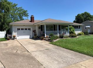 523 Geneva Ave, Struthers, OH 44471