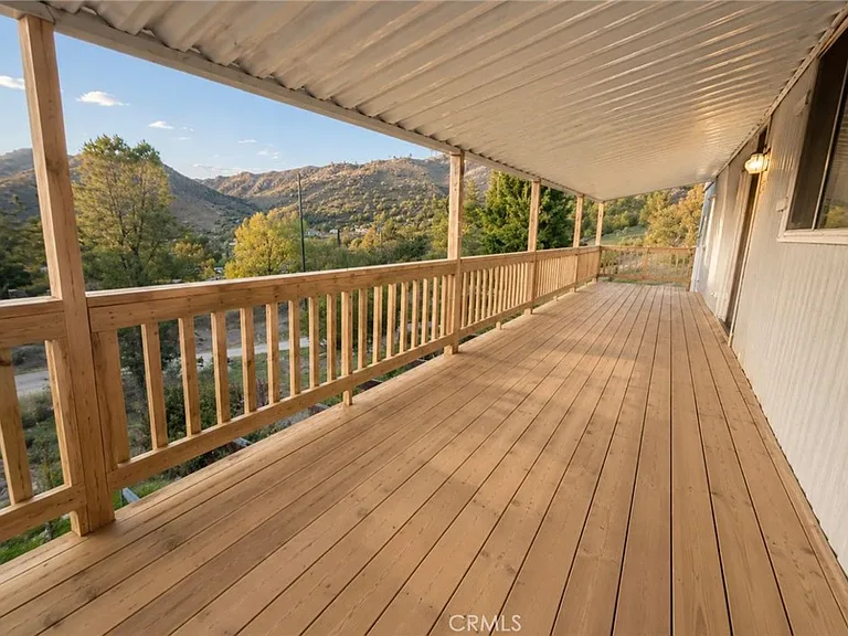 216 Kearns Dr — Photo 4