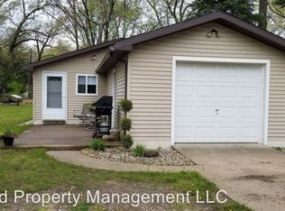 946 Avenue E, Traverse City, MI 49686