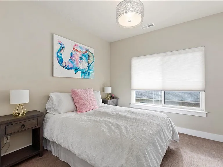1421 E Lone Creek Dr — Photo 31