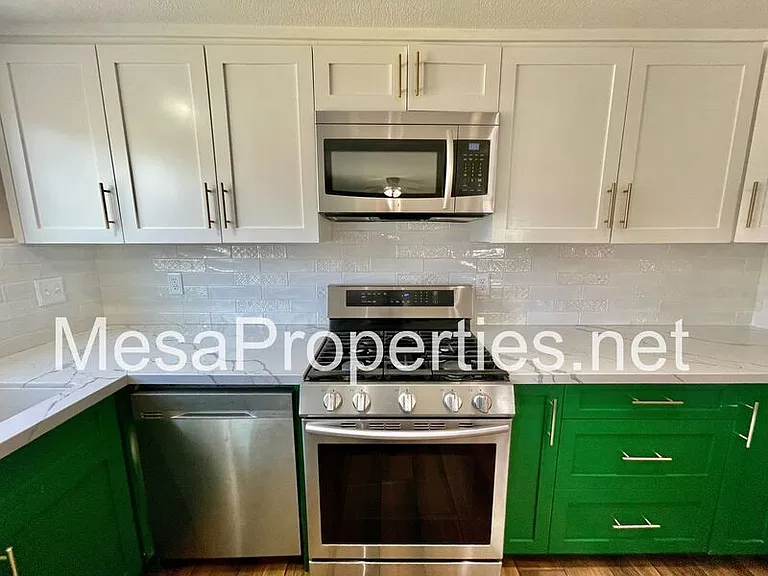 16140 Rosemary Dr — Photo 12