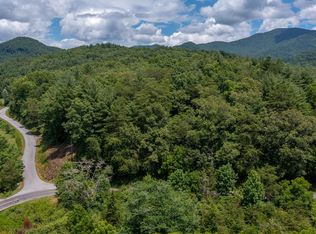 55 Gregory Dr, Franklin, NC 28734