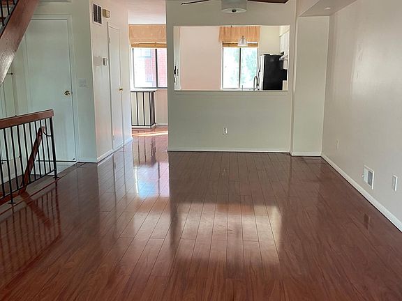 5th image of 47 Venus Ln #1