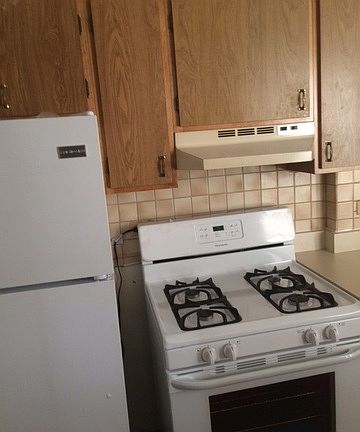 4th image of 4038 N Southport Ave APT 3W