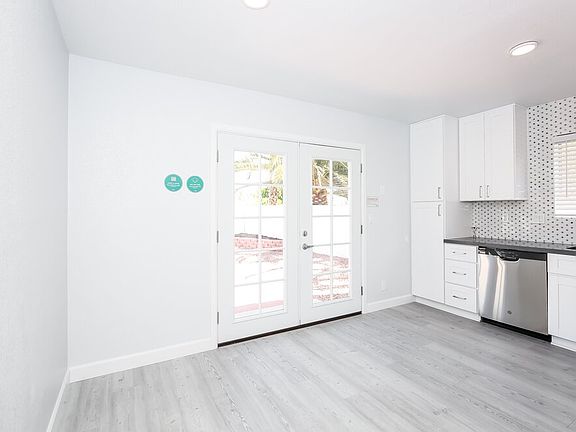 4th image of 8478 Palmada Dr