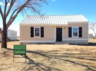 1345 S 13th St, Slaton, TX 79364