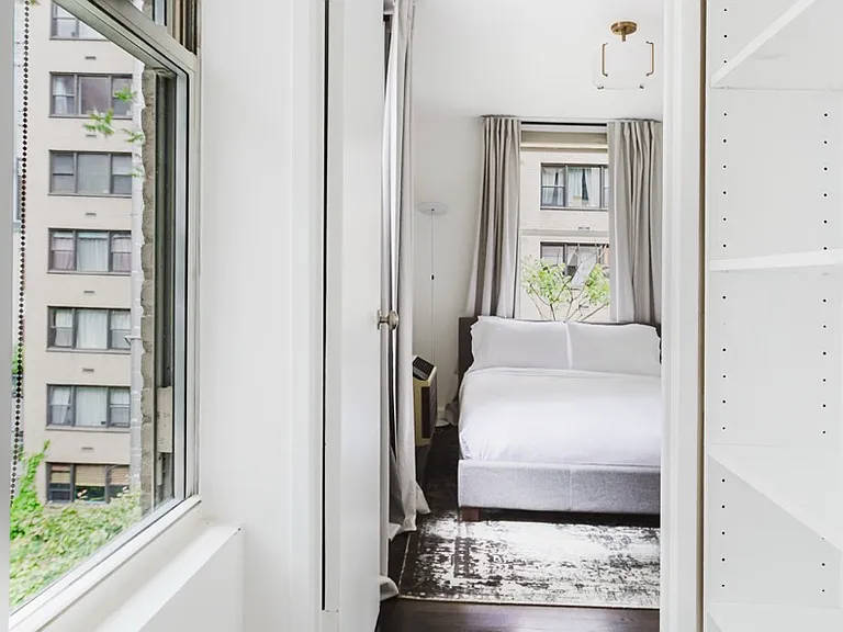 323 E 51st St #4 — Photo 9