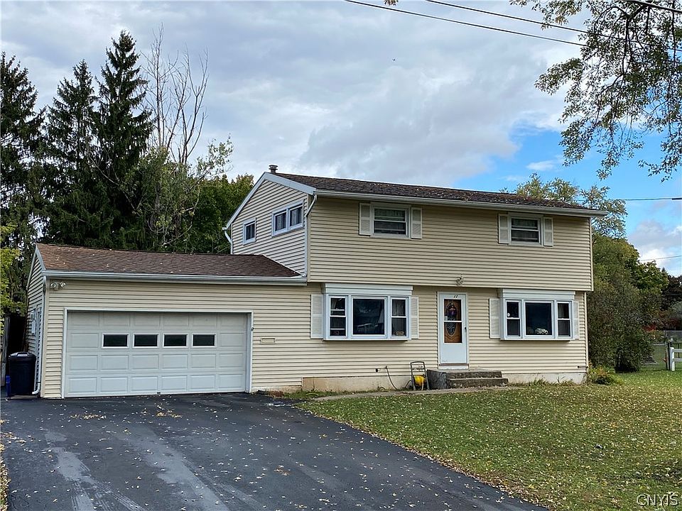 1st image of 22 Gooseberry Ln