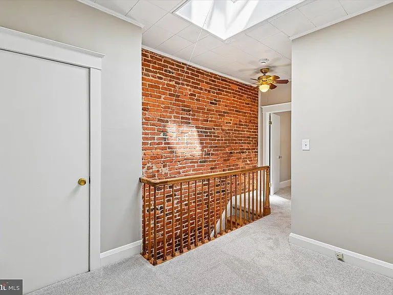 3720 Foster Ave — Photo 17