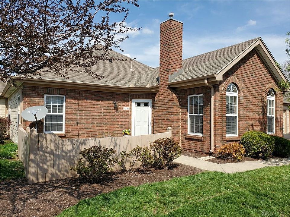 1st image of 23 Edinburgh Village Dr
