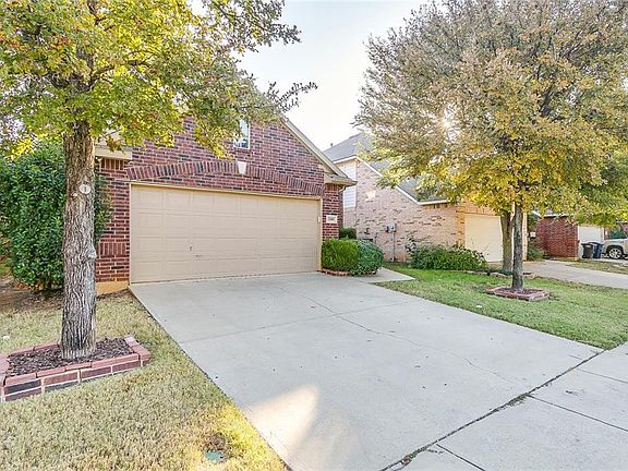 3rd image of 5305 Lily Dr