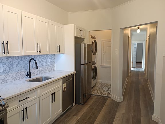 2nd image of 18 Oakland Ave #2
