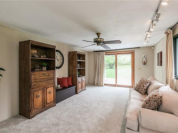 3rd image of 120 Haddonfield Dr