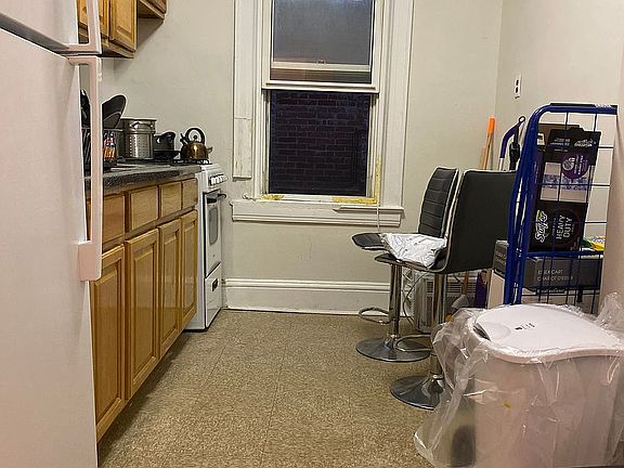 3rd image of 29-15 Broadway #2R