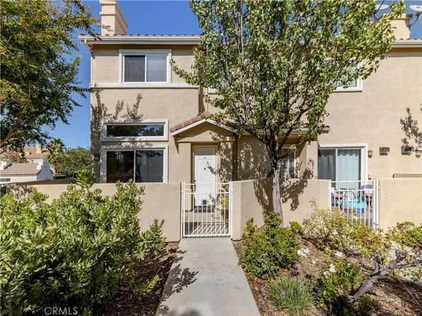 25711 Holiday Cir APT A, Stevenson Ranch, CA 91381