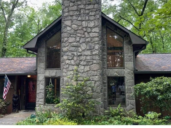 1289 Nisbet Lake Rd, Jacksonville, AL 36265