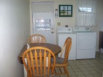 4th image of 15 Durkin Dr