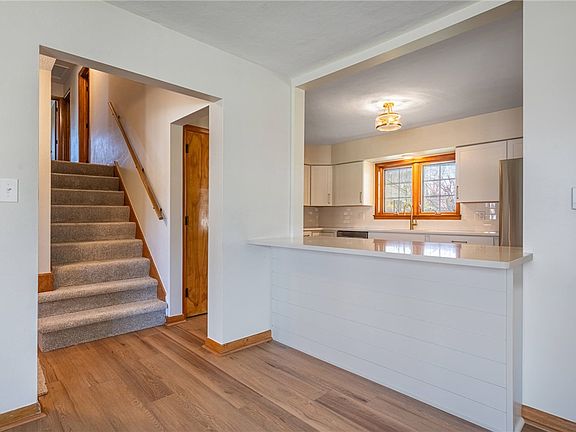 5th image of 804 Lovetta Dr