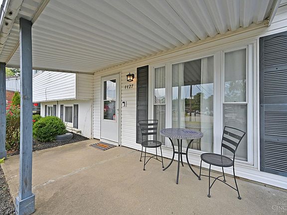 3rd image of 4427 Bergen Ct