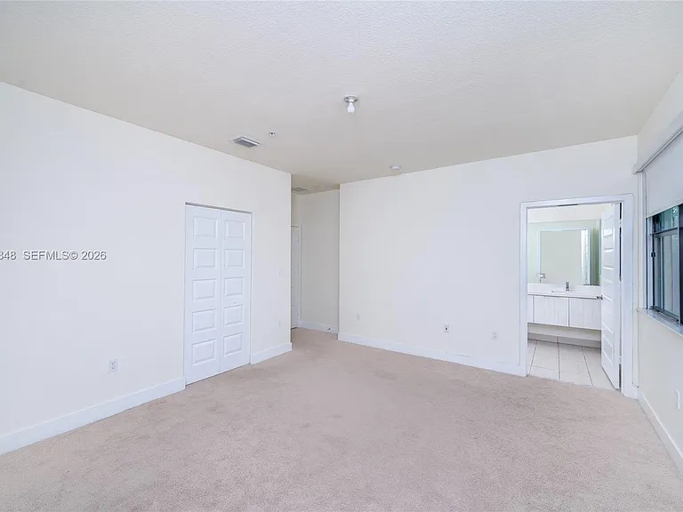 10461 NW 82nd St #10 — Photo 14