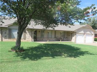 4307 N Grove Ave, Warr Acres, OK 73122