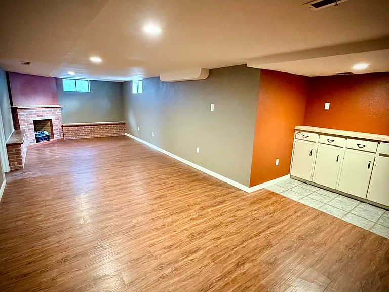 2049 Kendall St — Photo 10