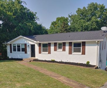285 Bonnasprings Dr, Hermitage, TN, 37076