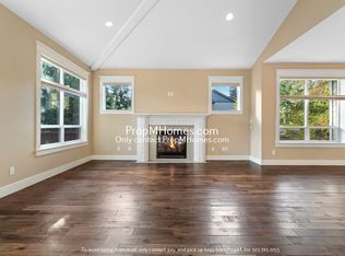 5718 Meadowcreek Ct, Lake Oswego, OR 97035