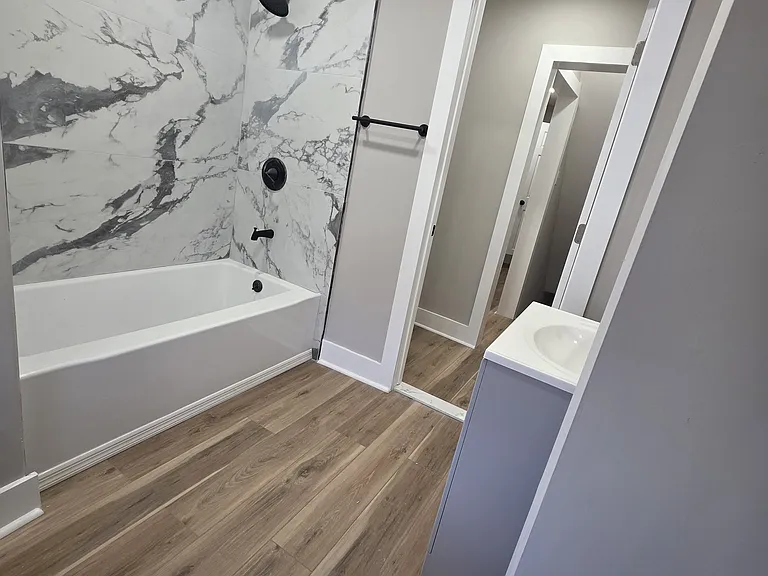 331 Franklin St — Photo 10