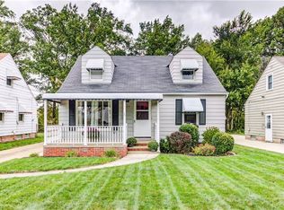604 North St, Brooklyn Heights, OH 44131